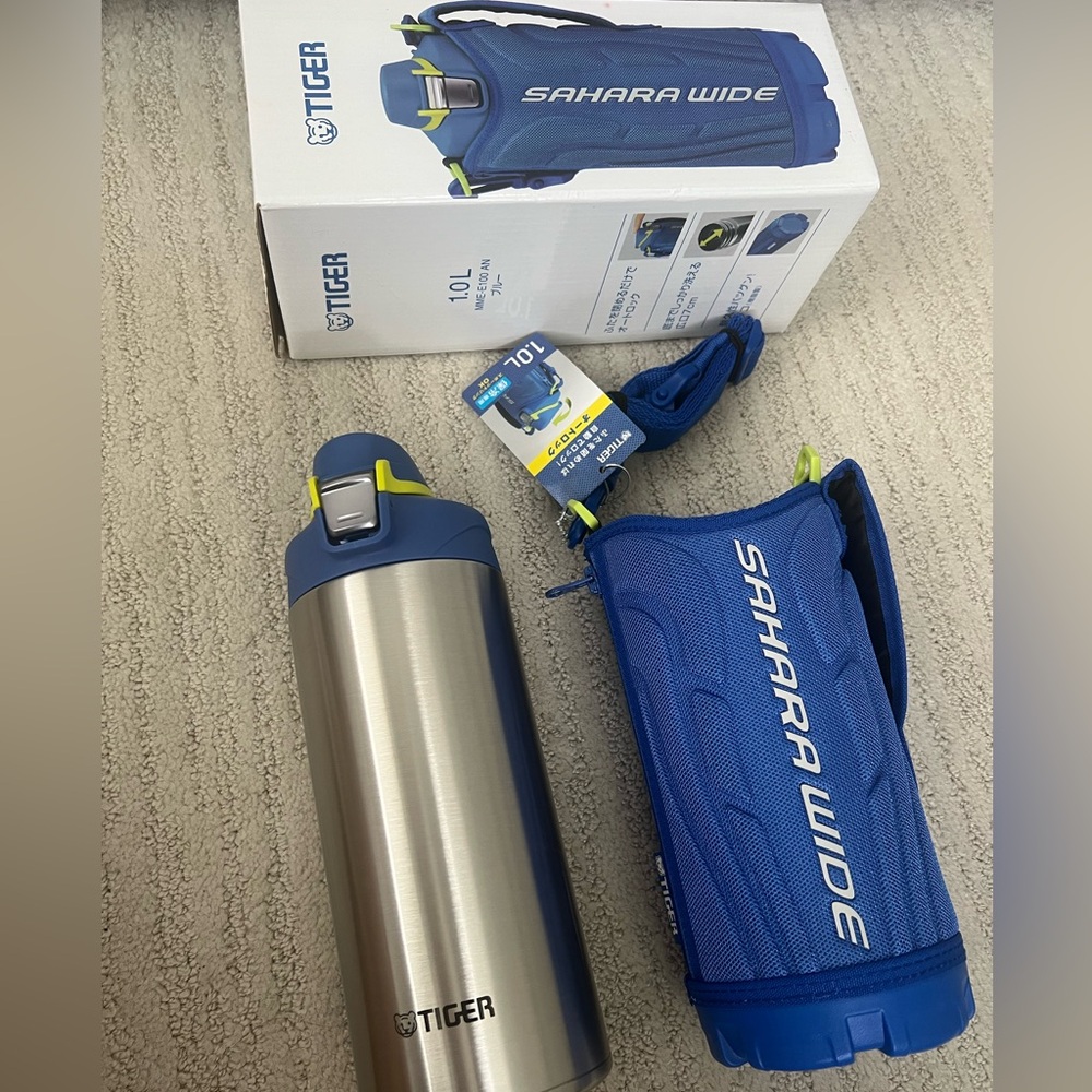 Tiger Sahara Wide Stainless Steel Sports Water Bottle 1.0L Blue Green